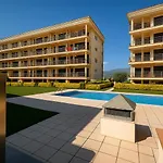 Roses Confort Beach Ev Milleni
